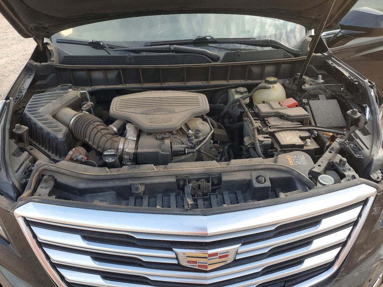 2017 CADILLAC XT5