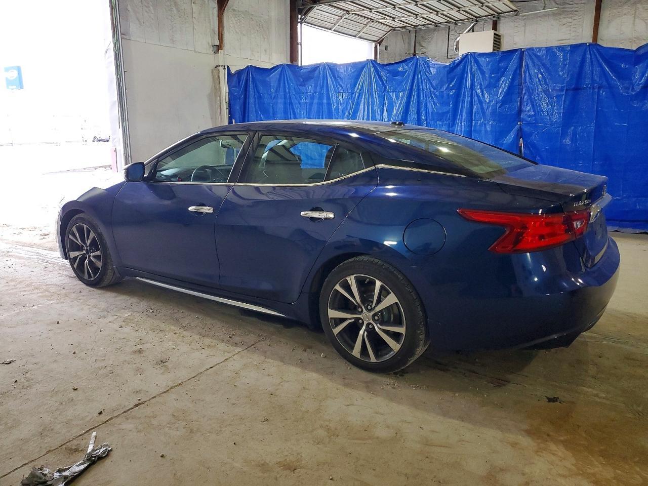 2017 NISSAN Maxima