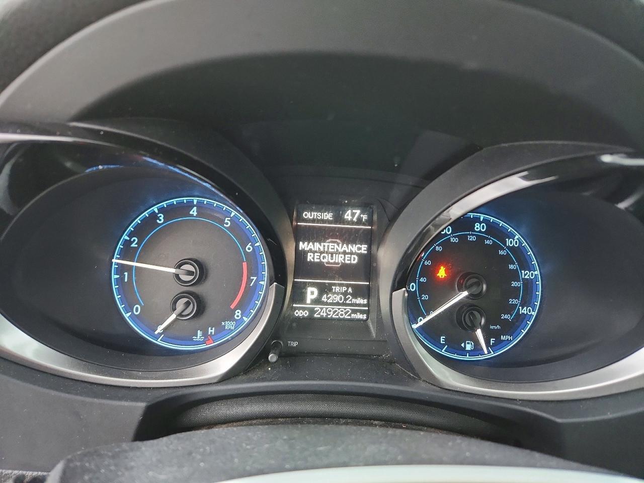 2015 TOYOTA COROLLA