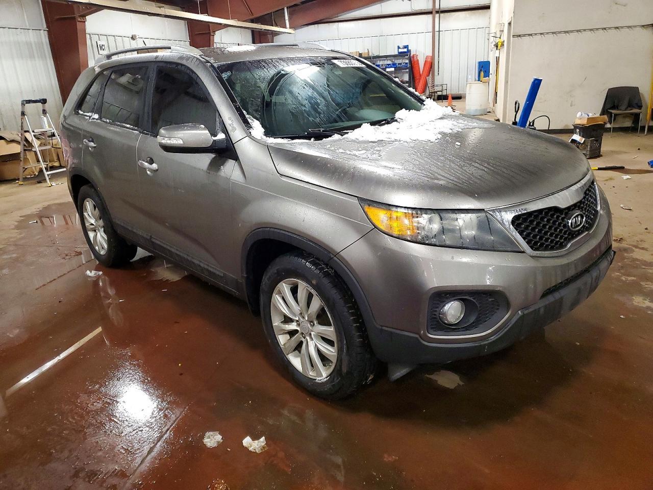 2011 KIA SORENTO