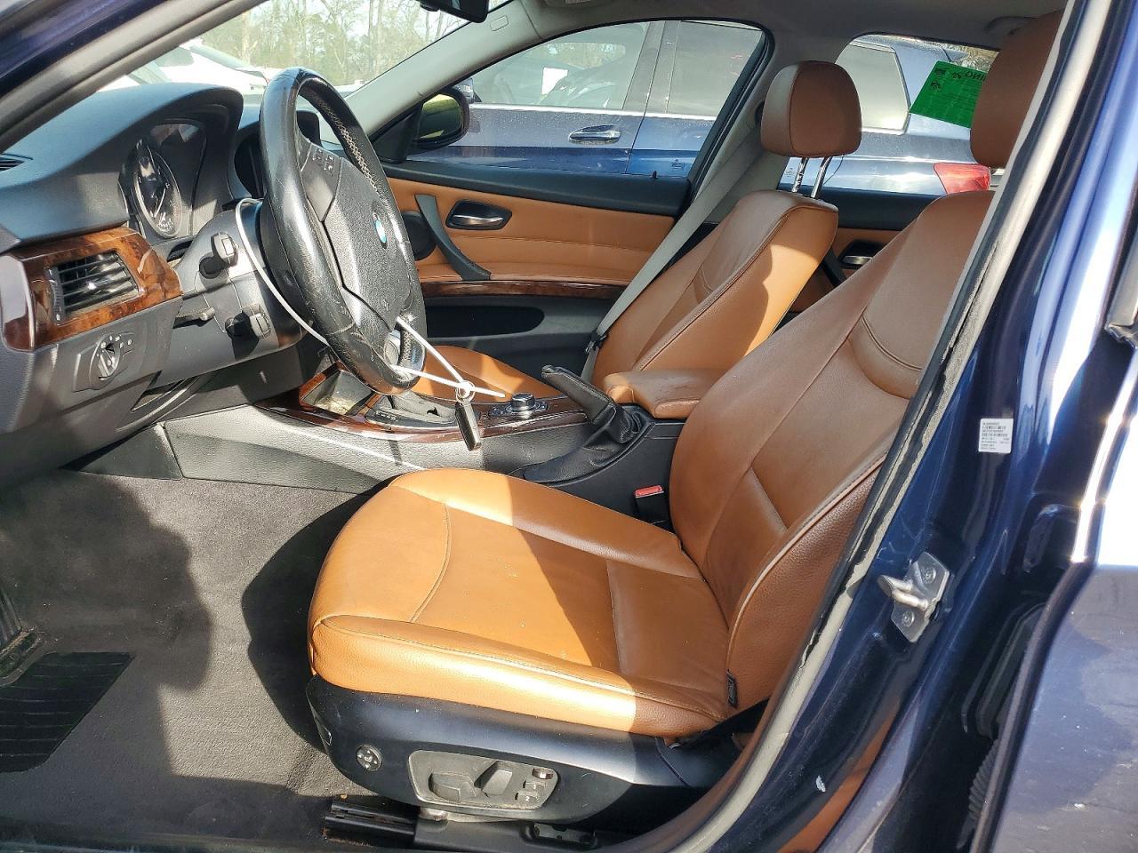 2011 BMW 3 SERIES