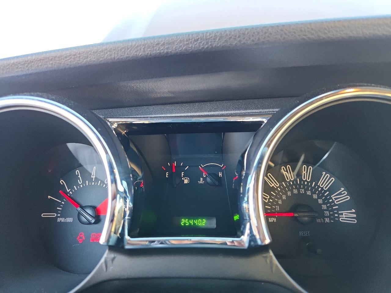 2006 FORD MUSTANG