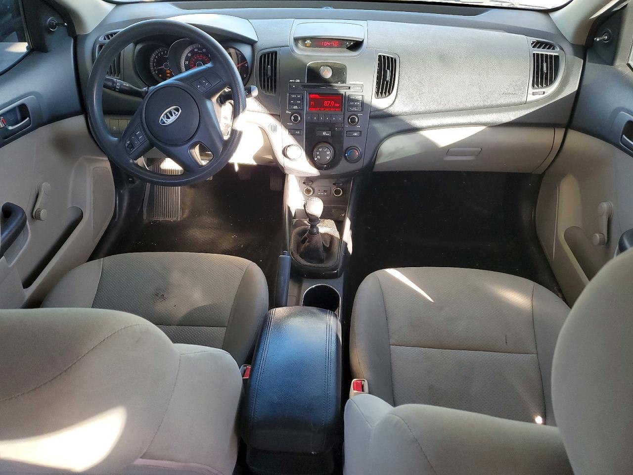 2013 KIA FORTE