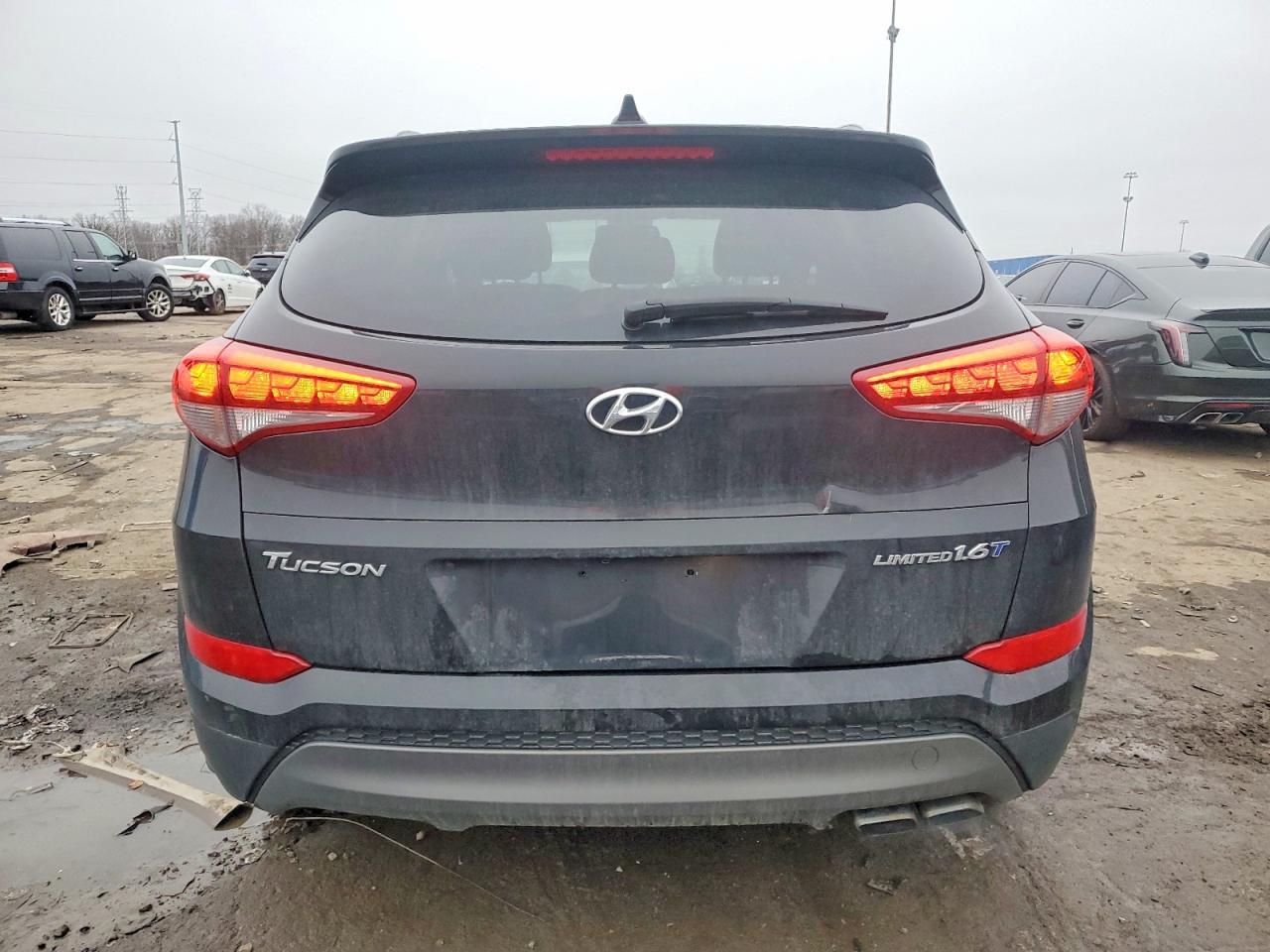 2016 HYUNDAI TUCSON