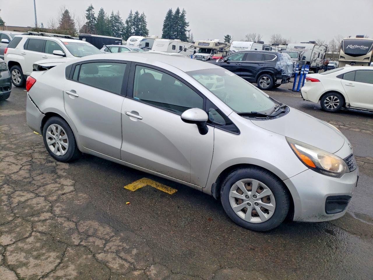2013 KIA RIO