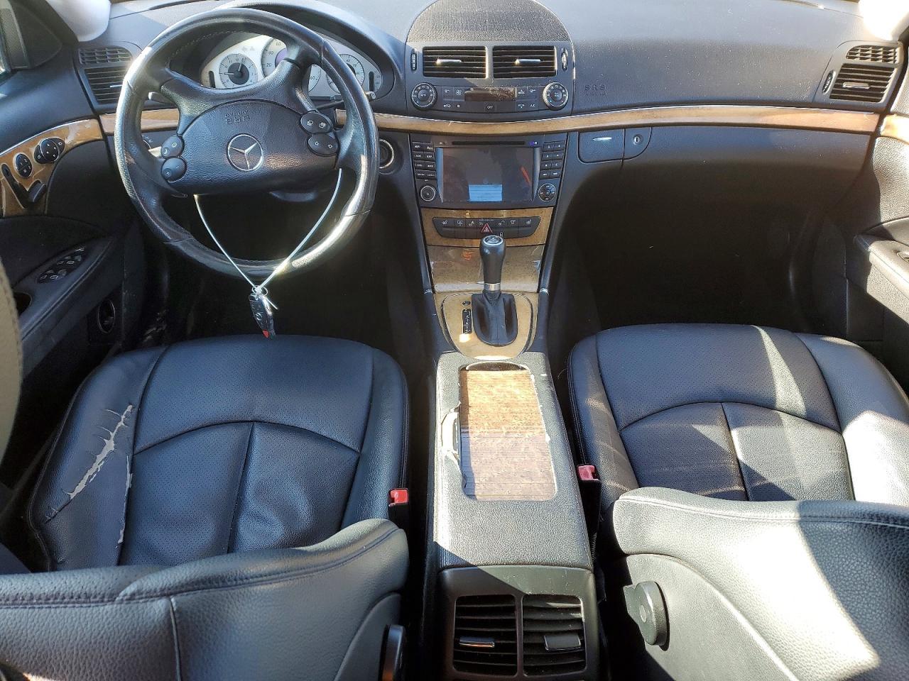 2009 MERCEDES-BENZ E-Class