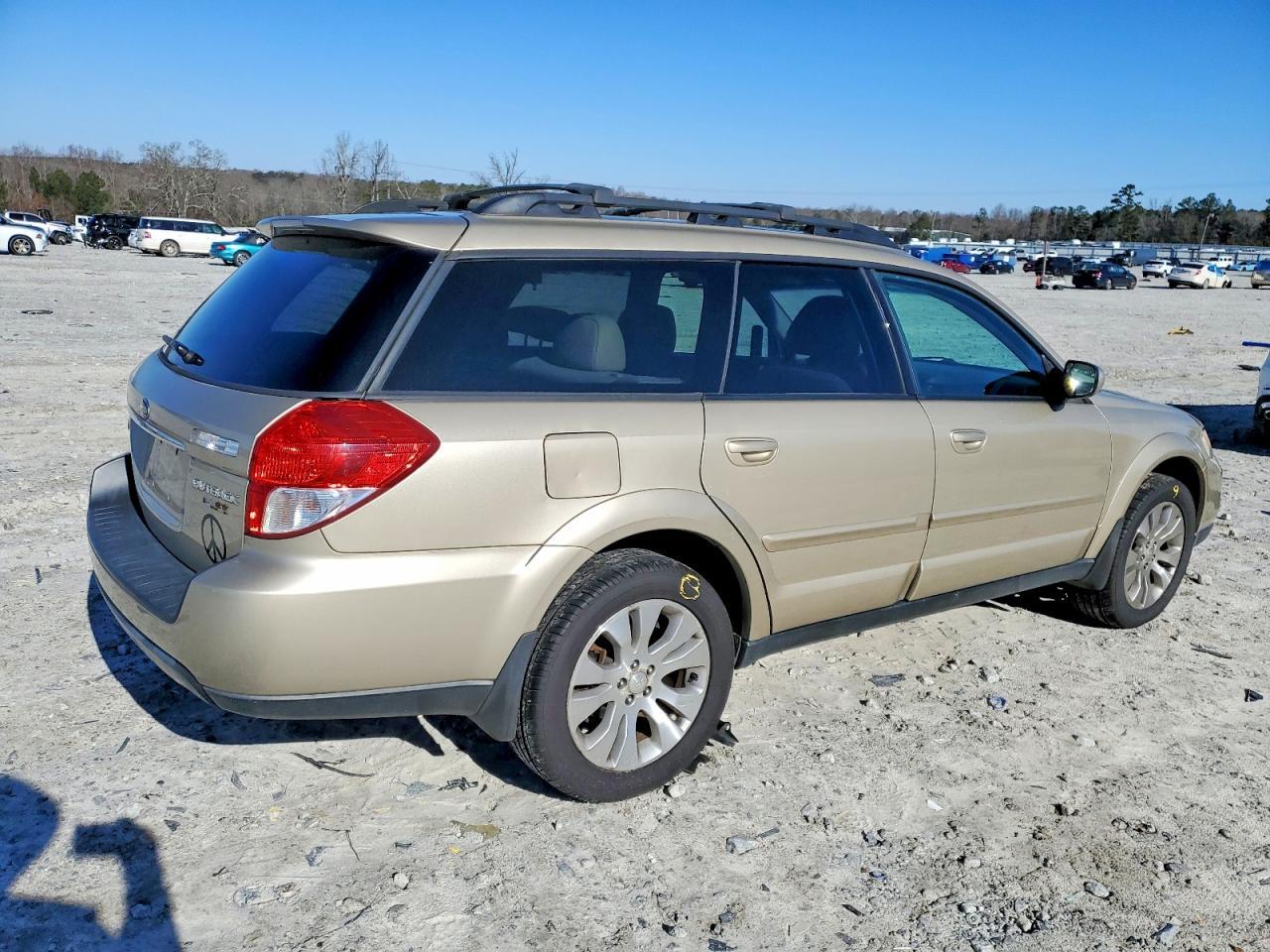 2009 SUBARU Outback