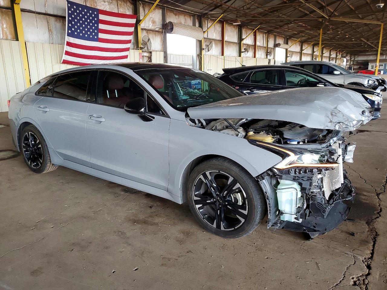 2021 KIA K5
