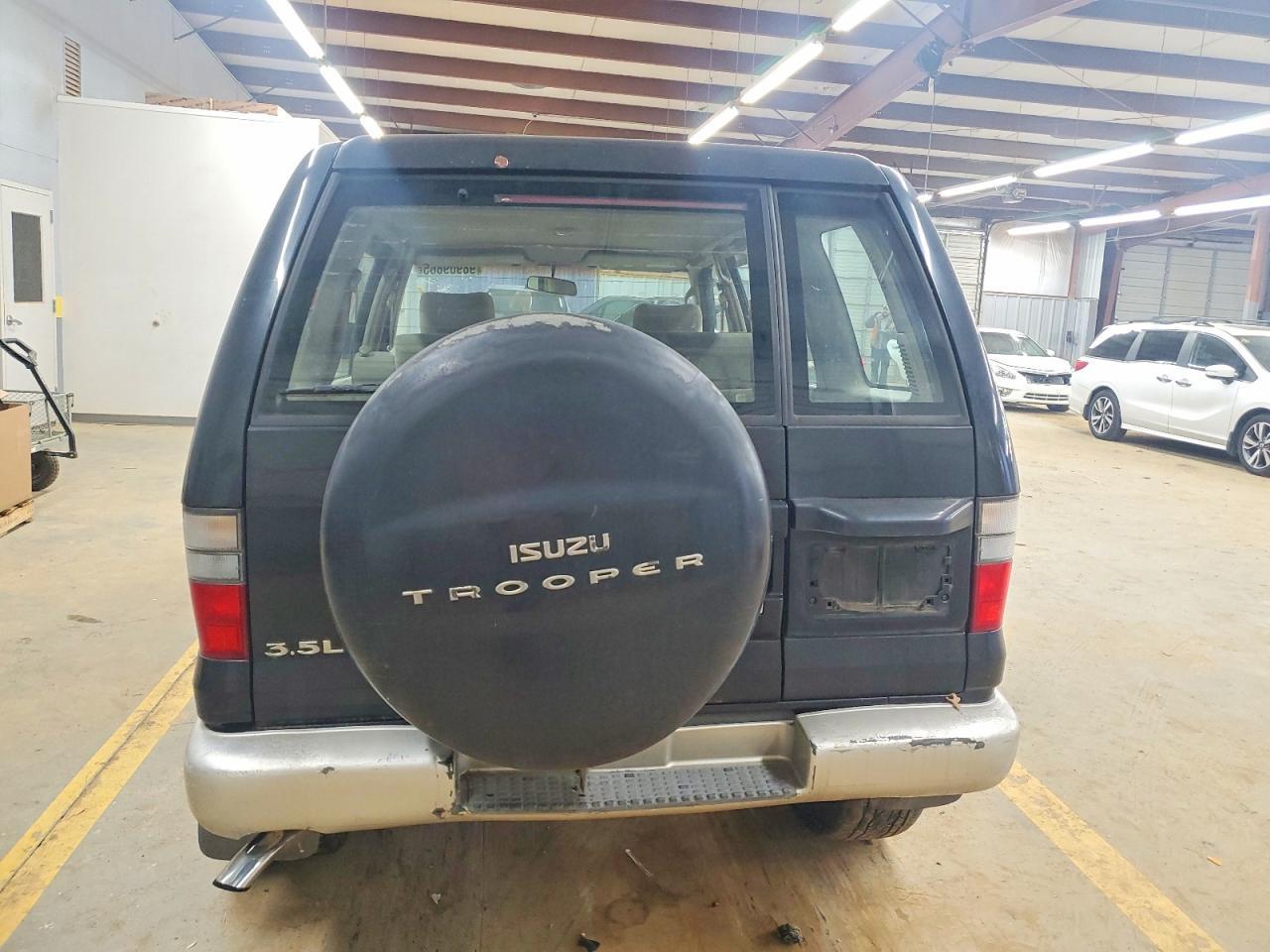 2001 ISUZU Trooper