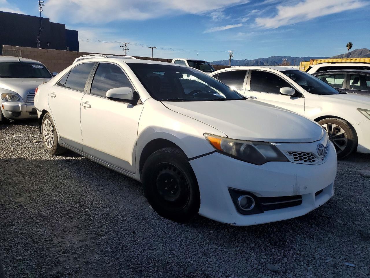 2012 TOYOTA CAMRY