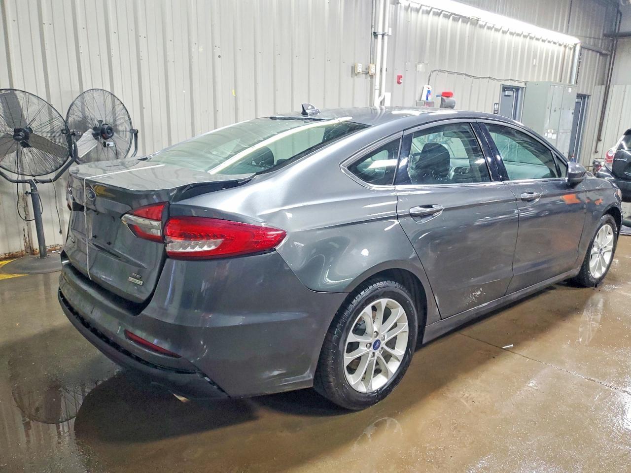 2020 FORD FUSION