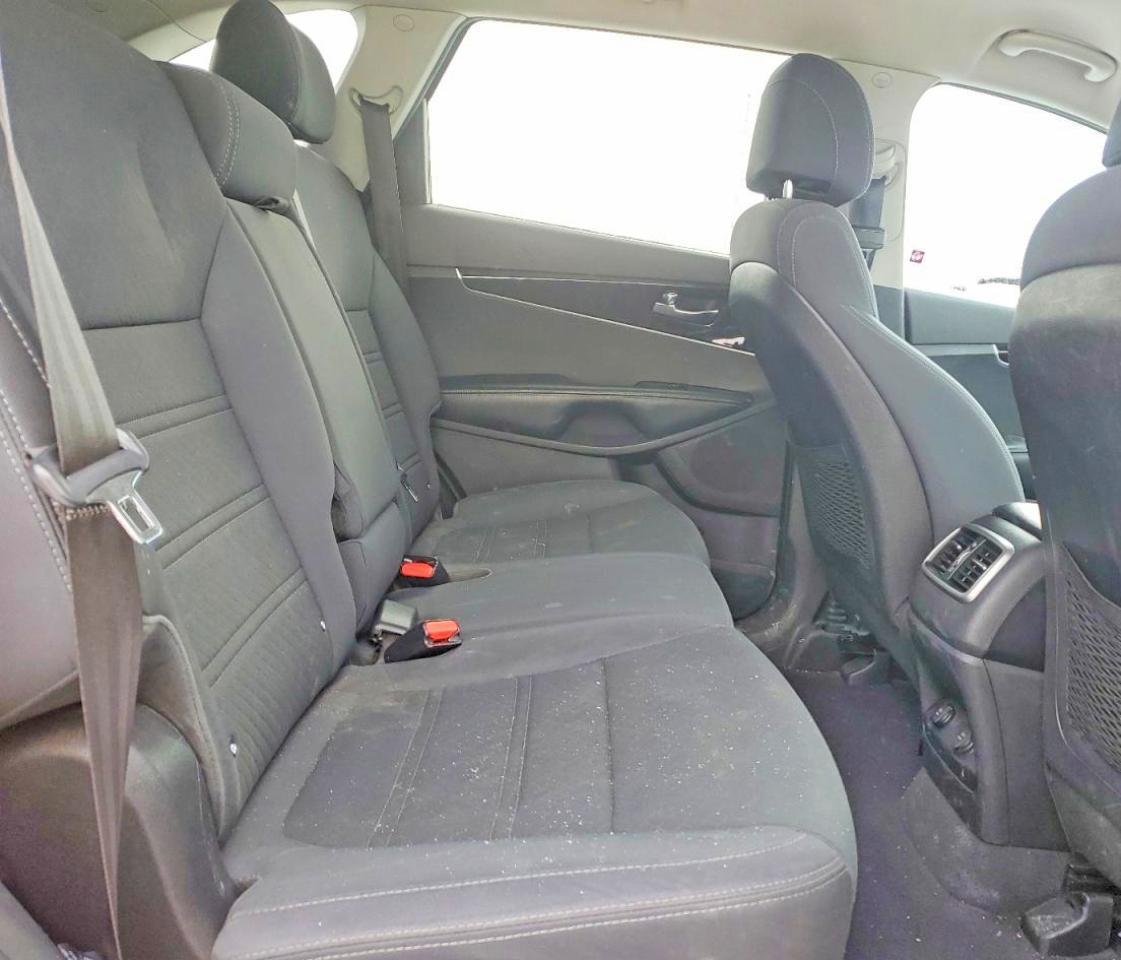 2017 KIA SORENTO