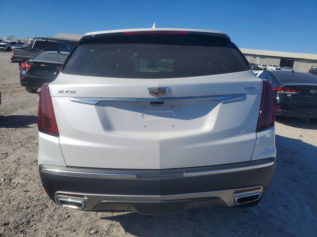 2022 CADILLAC XT5