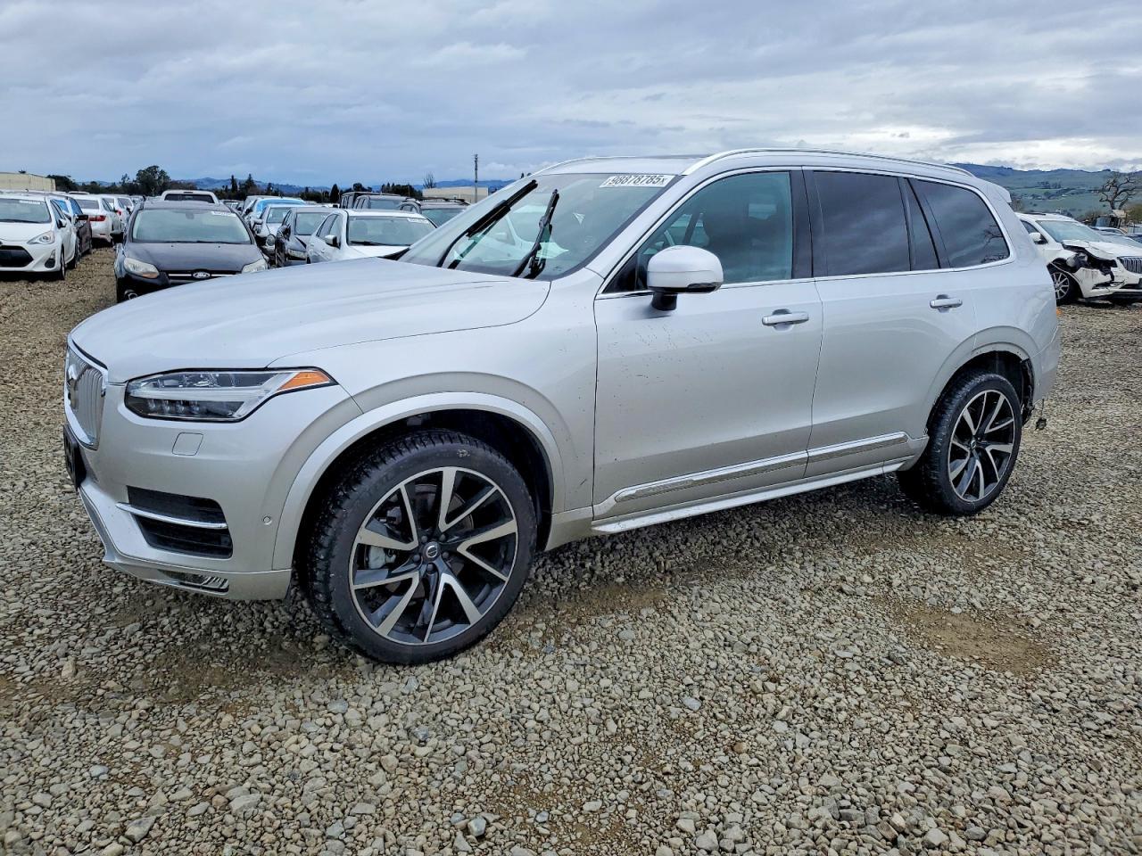 2018 VOLVO XC90