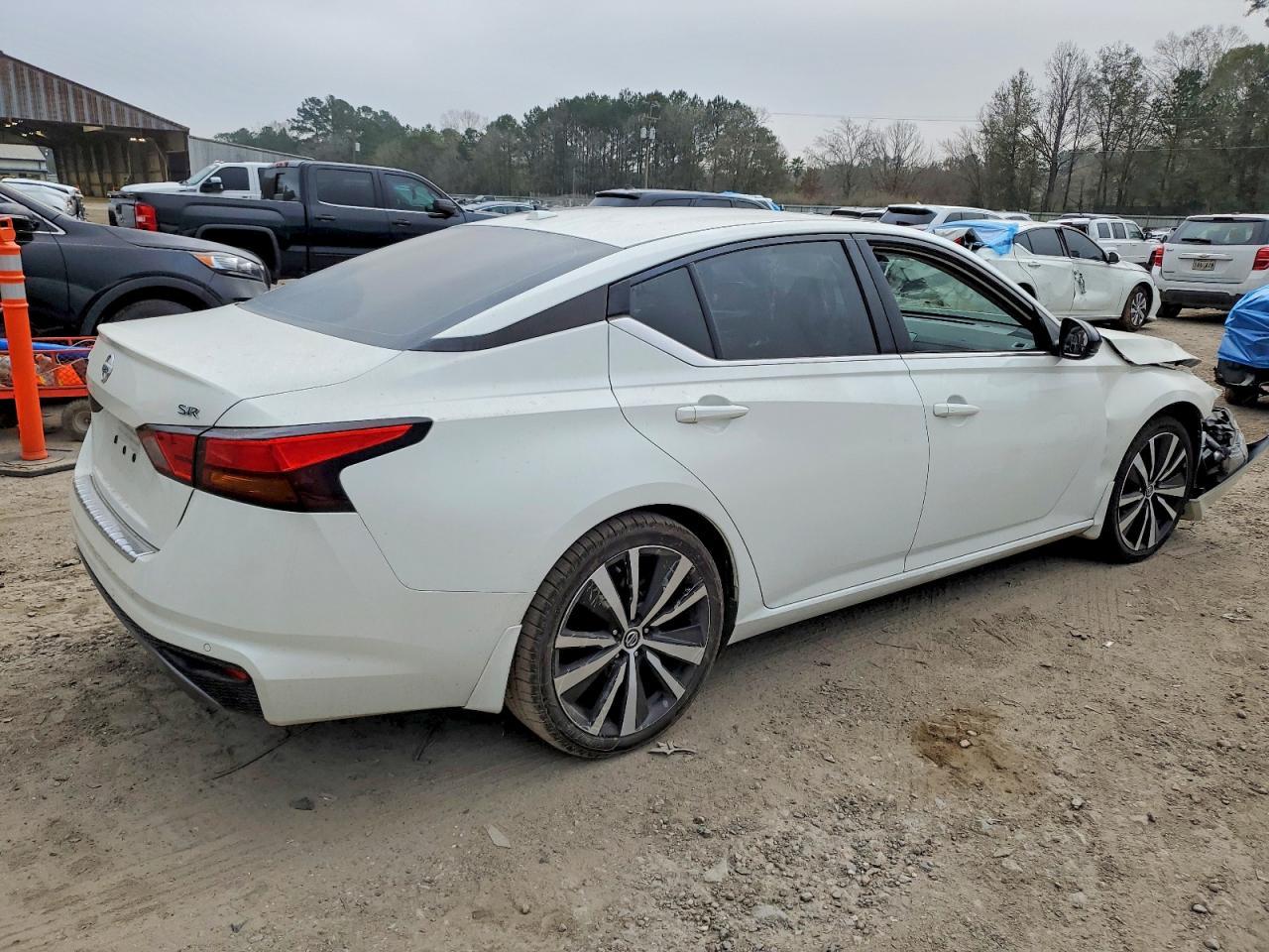 2021 NISSAN ALTIMA