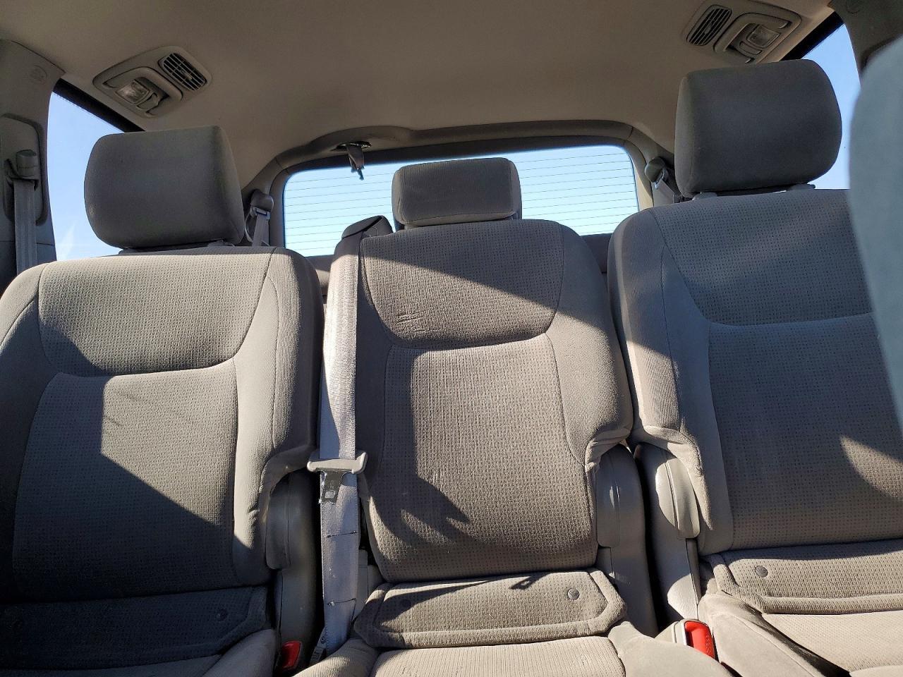 2005 TOYOTA SIENNA