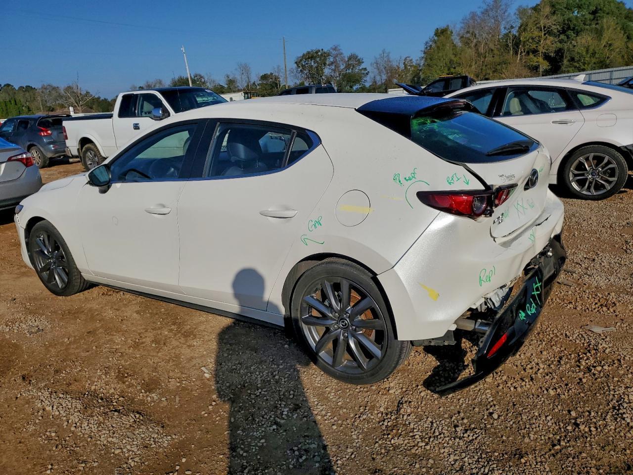 2019 MAZDA 3