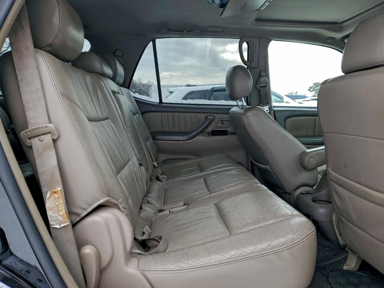 2006 TOYOTA Sequoia