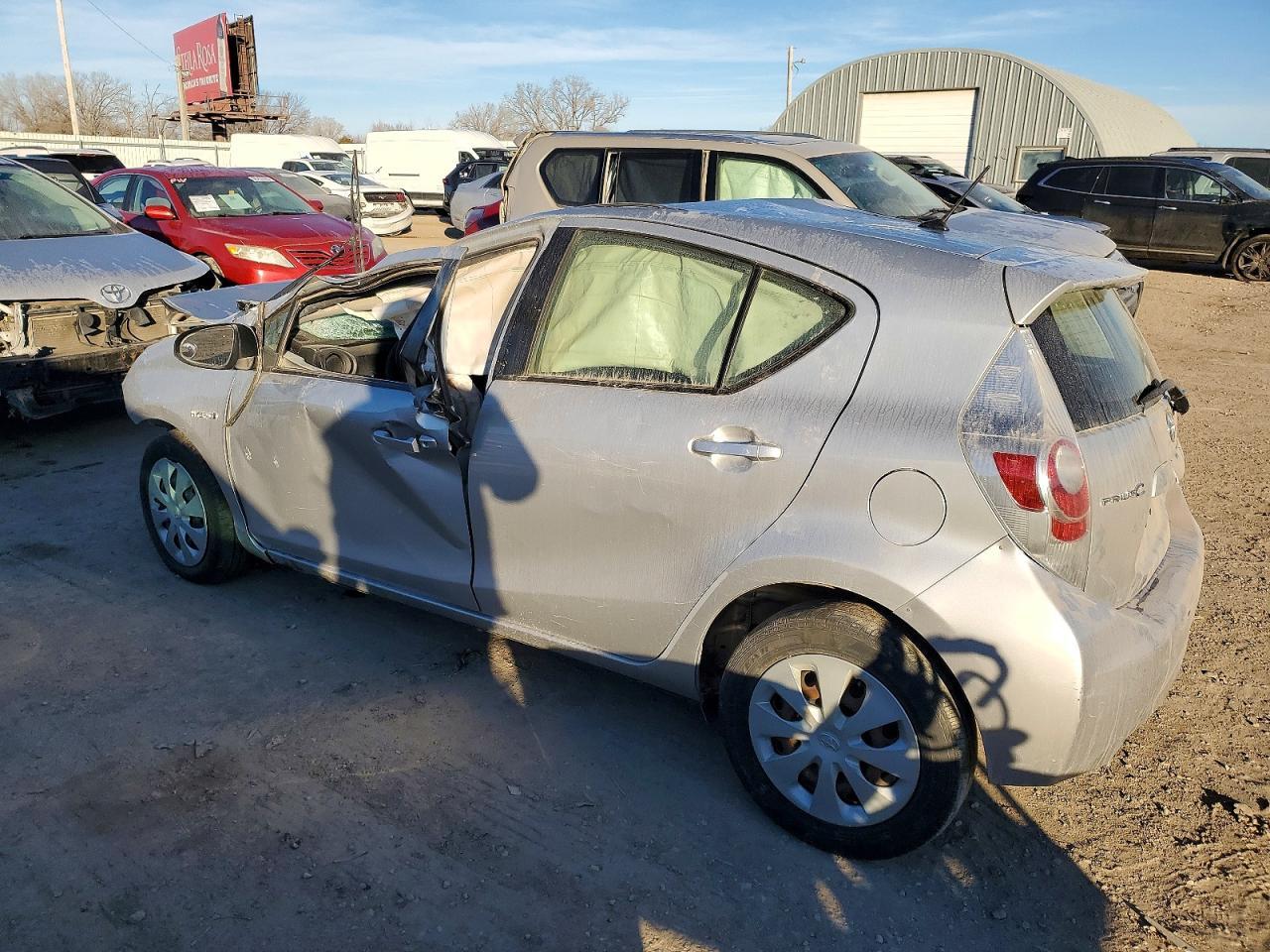 2013 TOYOTA Prius c