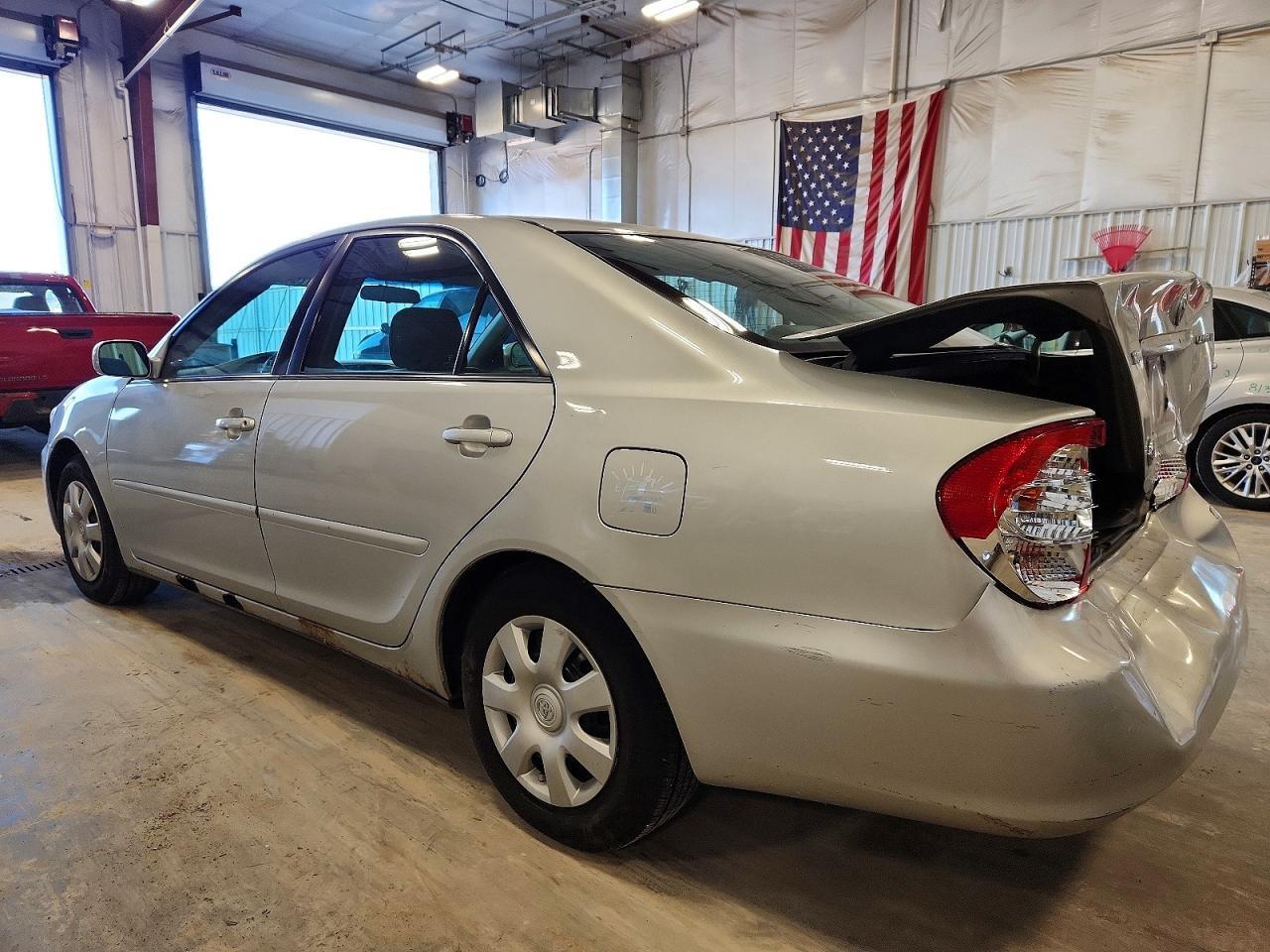 2002 TOYOTA CAMRY