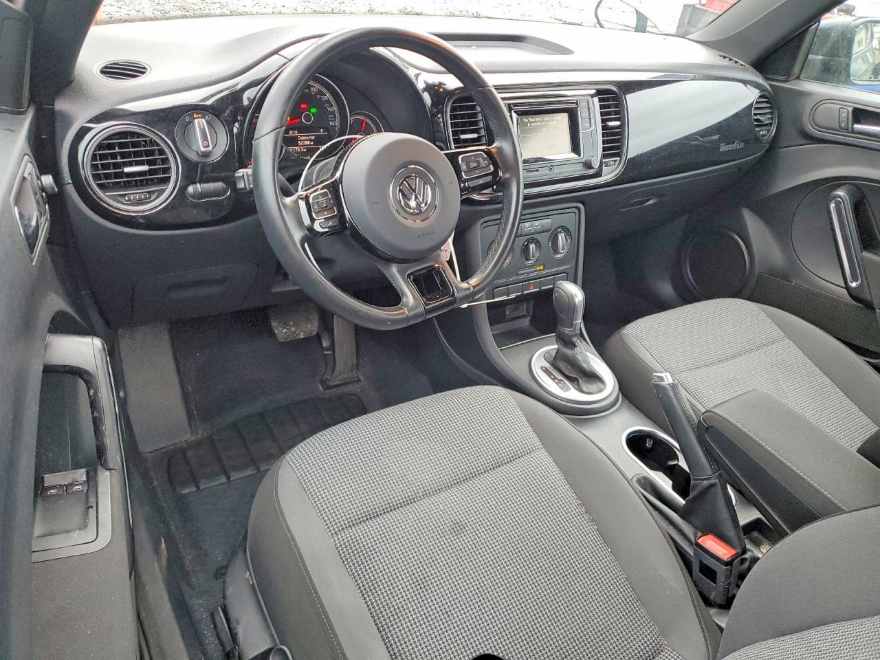 2017 VOLKSWAGEN Beetle
