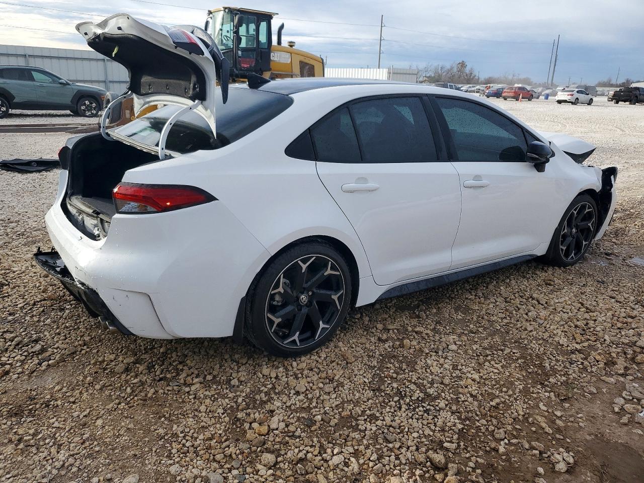 2025 TOYOTA COROLLA