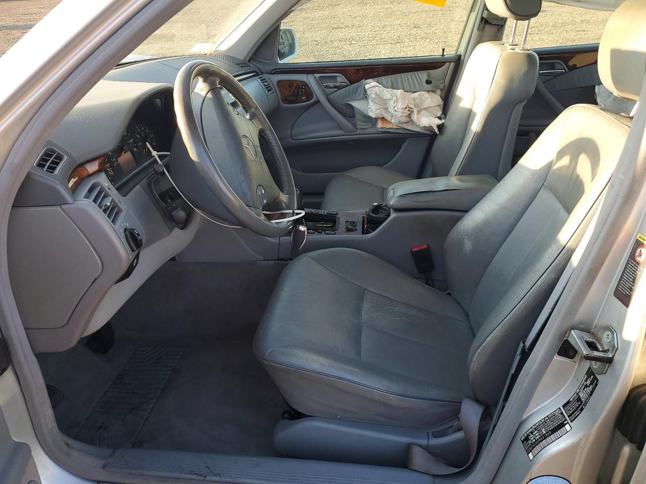2002 MERCEDES-BENZ E-Class