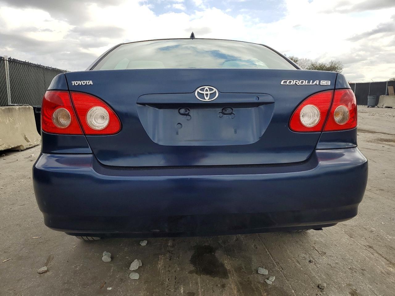 2005 TOYOTA COROLLA