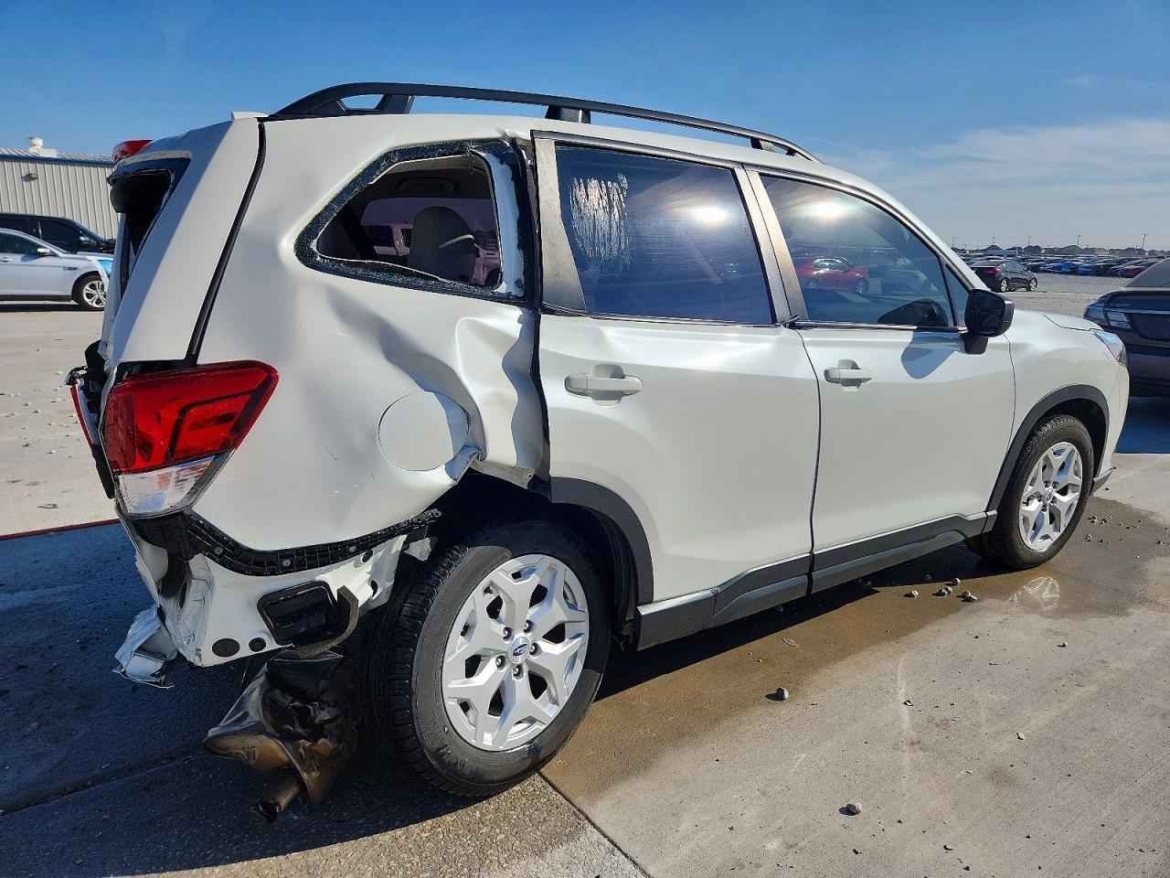 2022 SUBARU FORESTER