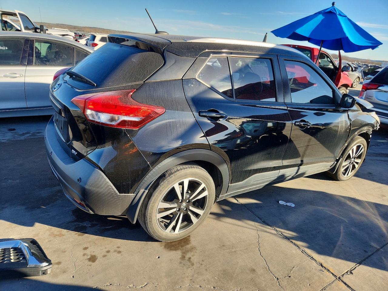 2020 NISSAN KICKS