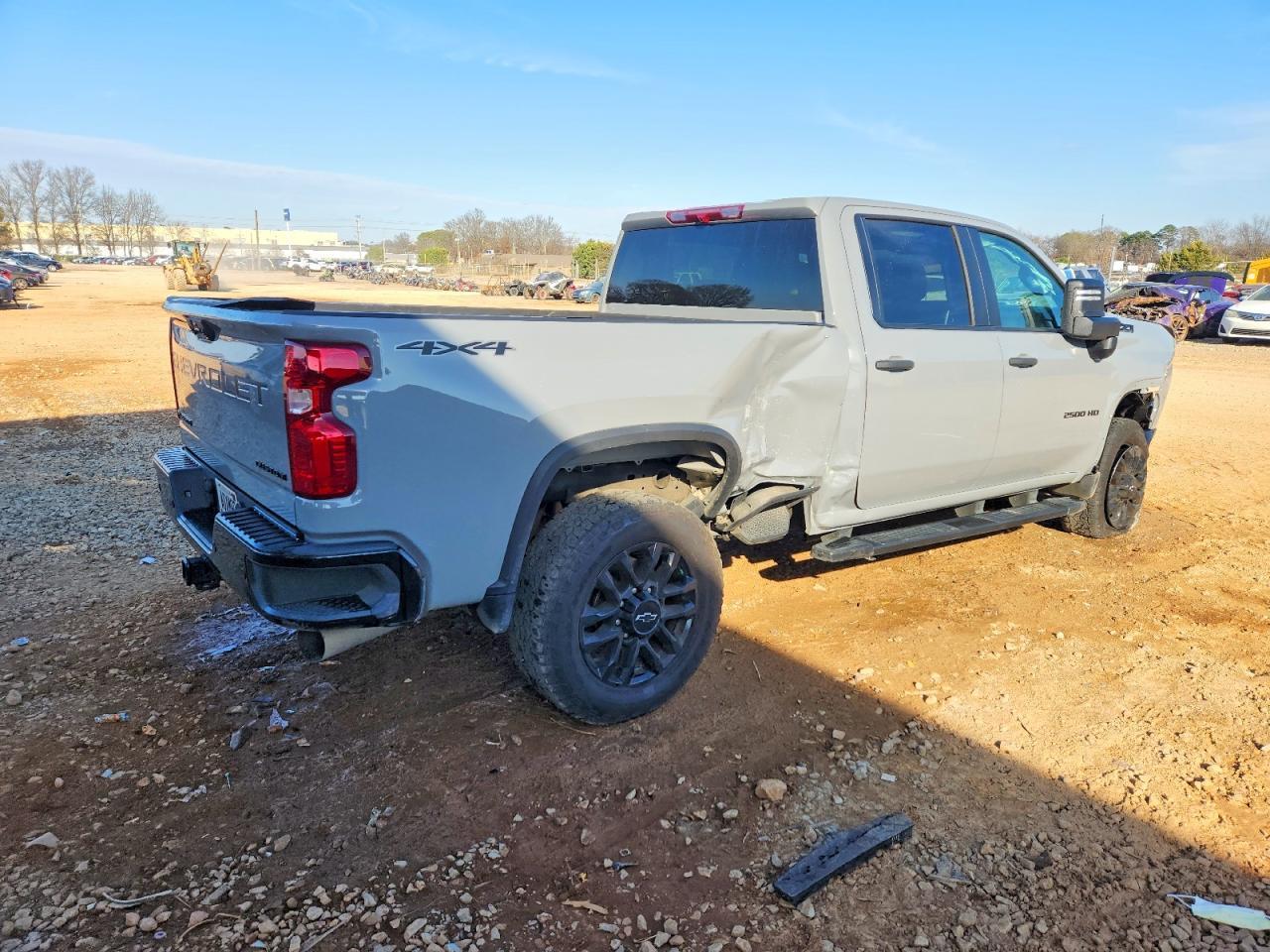 2025 CHEVROLET Silverado