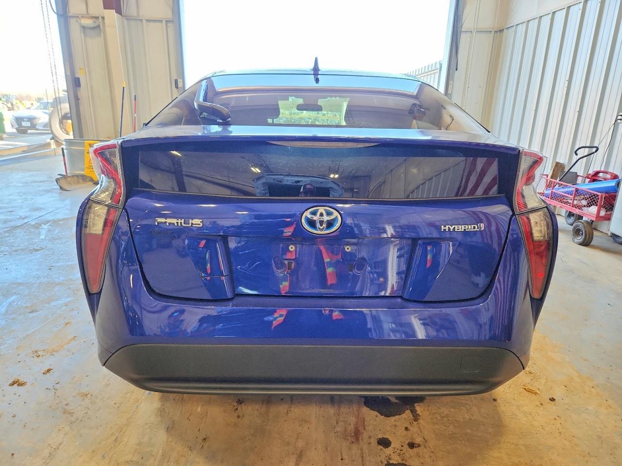 2017 TOYOTA PRIUS