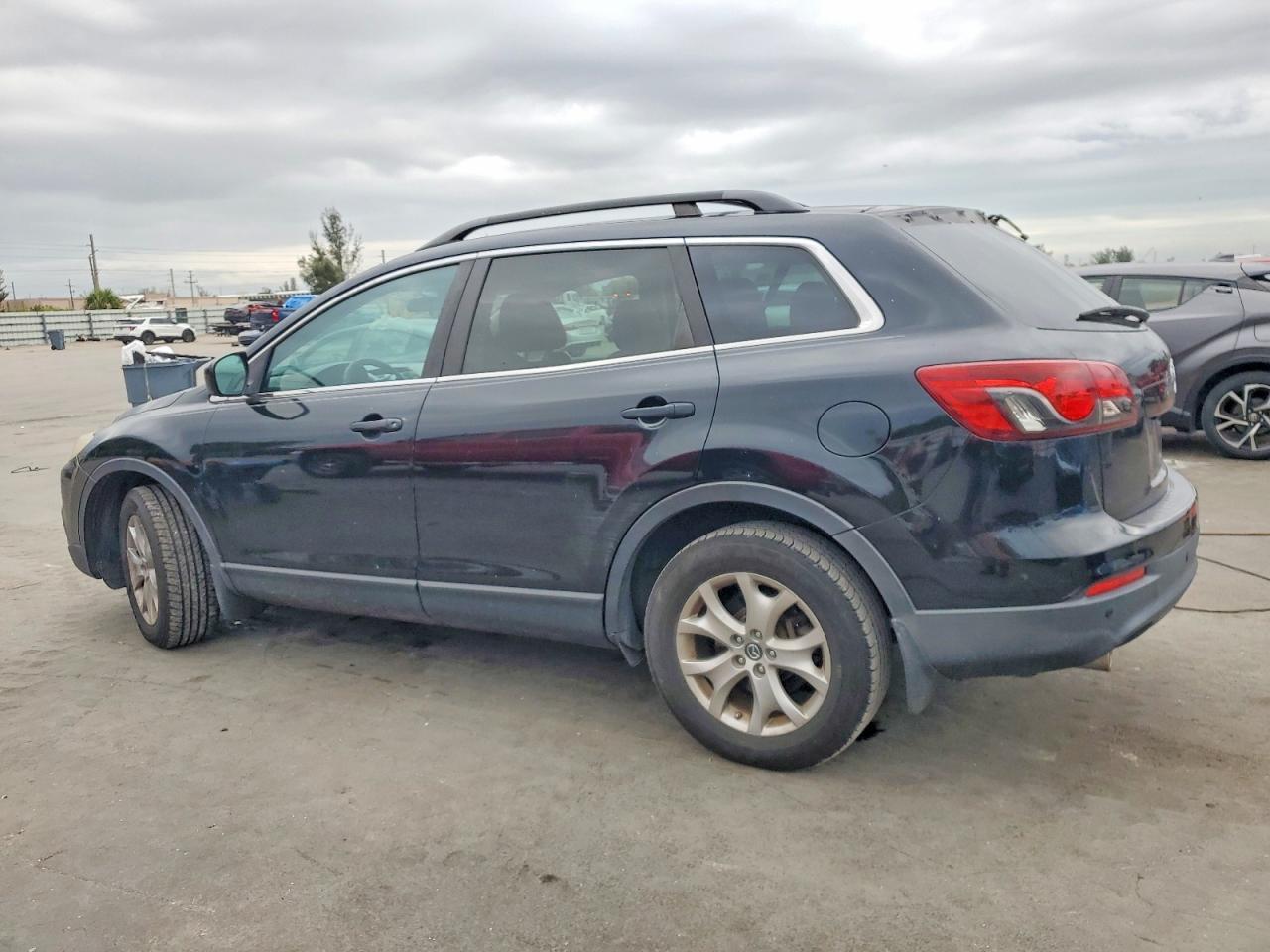 2015 MAZDA CX-9