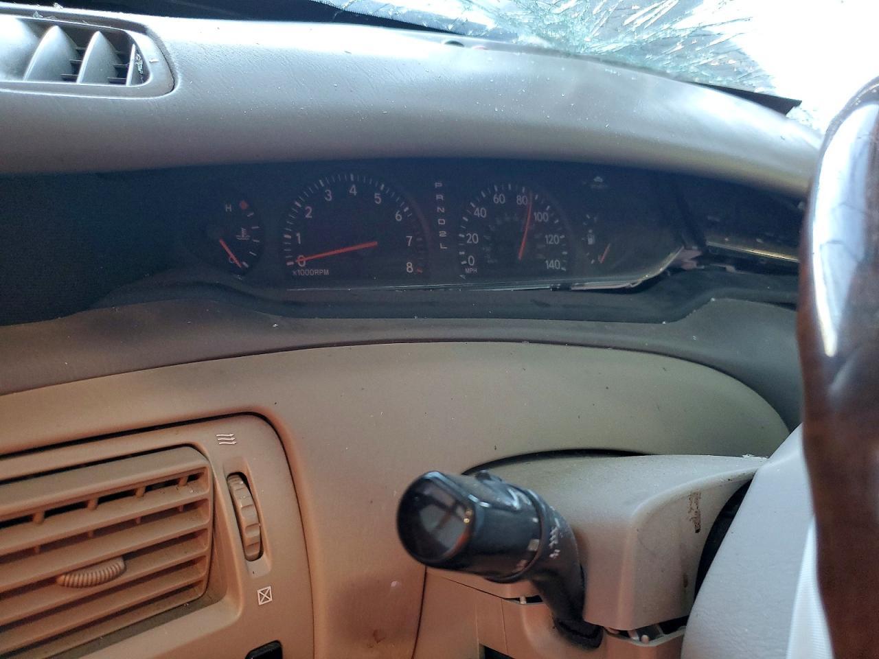 2004 TOYOTA Avalon