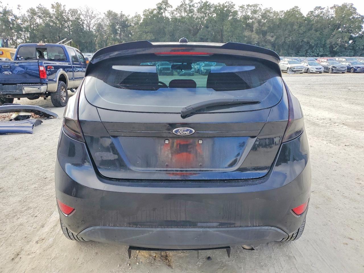 2017 FORD Fiesta