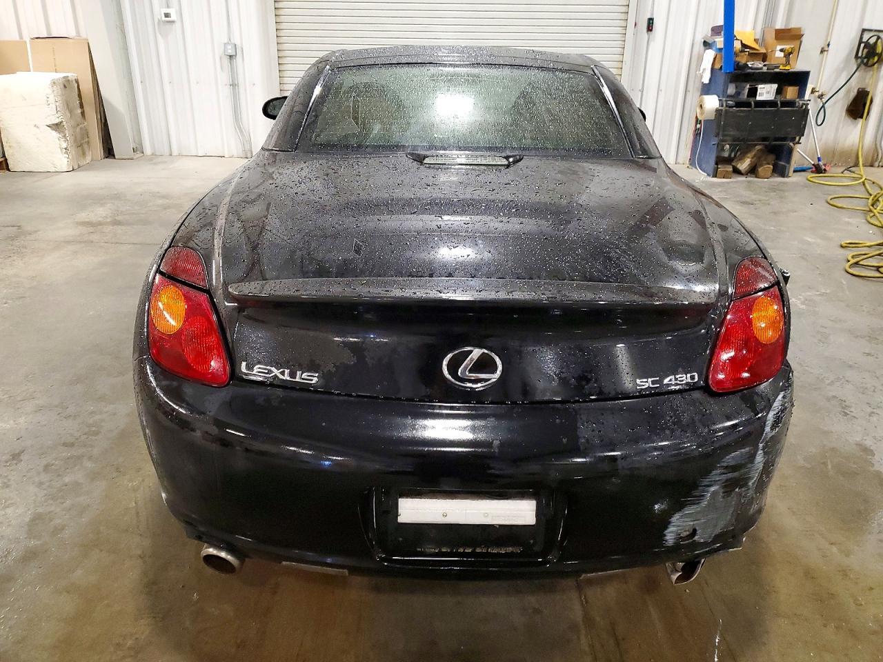 2005 LEXUS SC 430