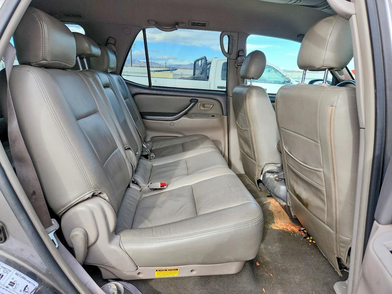 2006 TOYOTA Sequoia