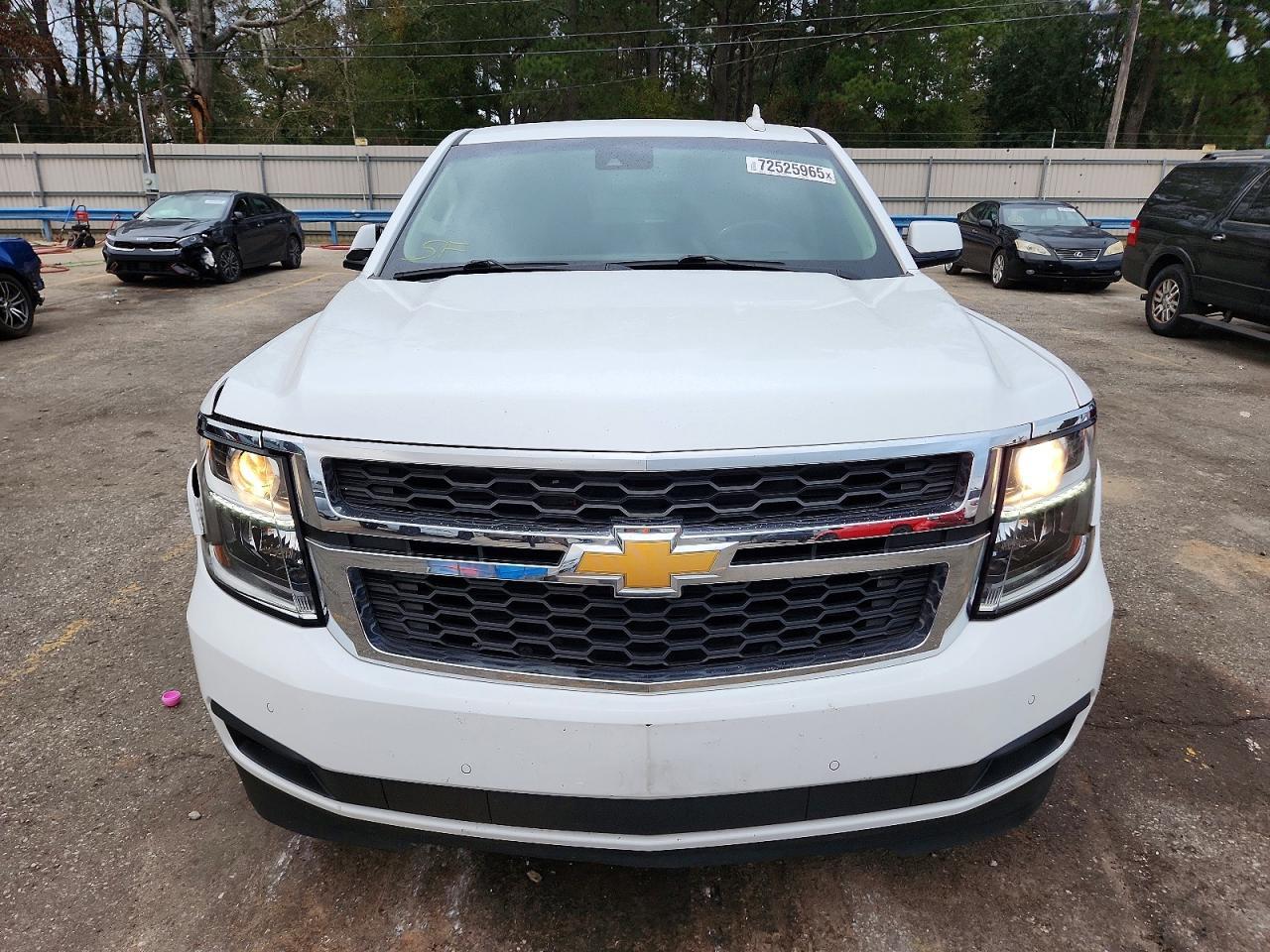 2018 CHEVROLET Suburban