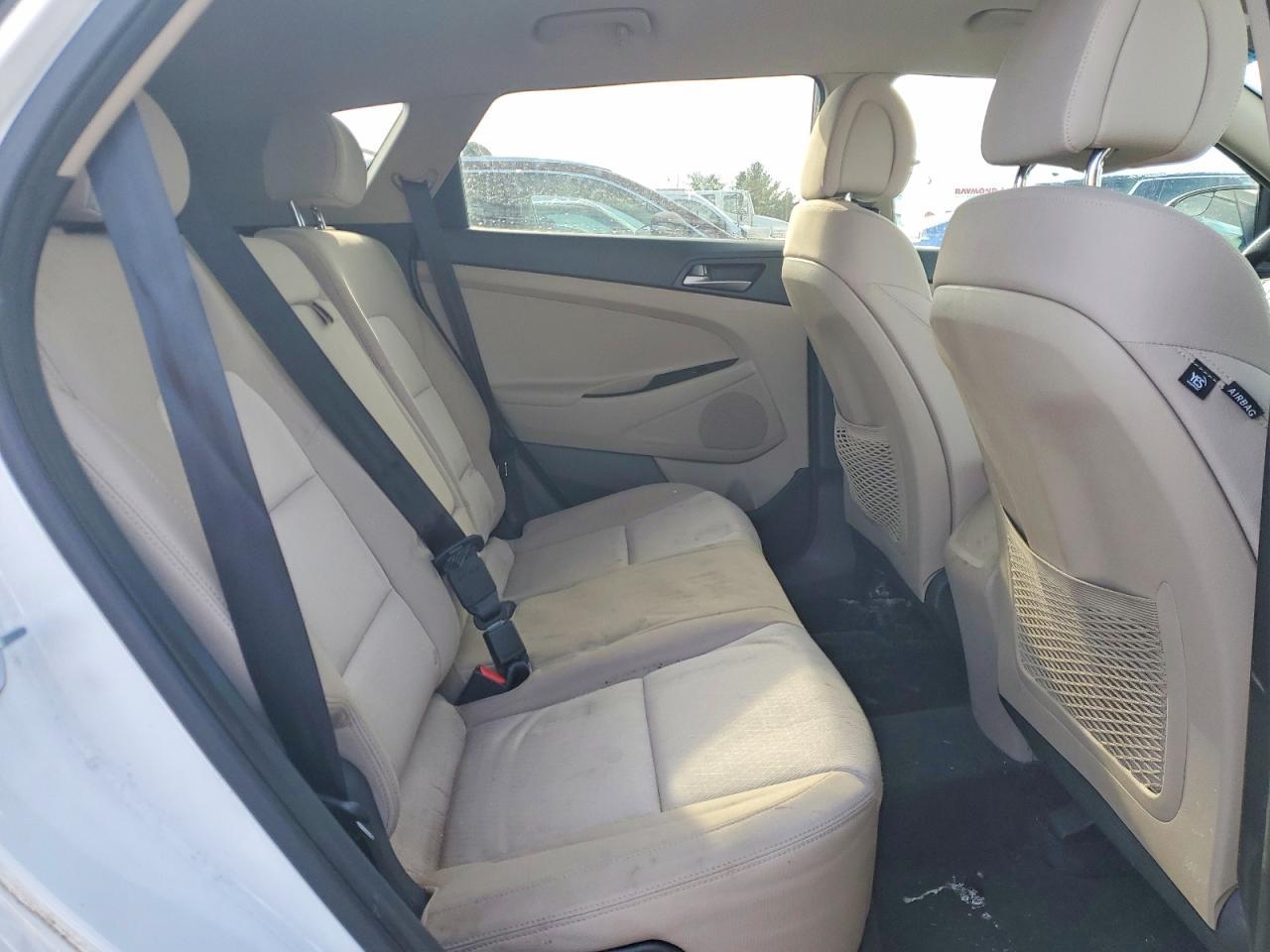2017 HYUNDAI TUCSON