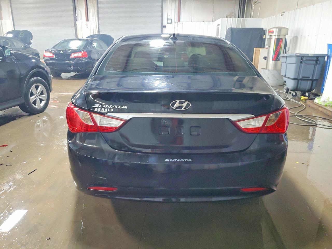 2013 HYUNDAI SONATA