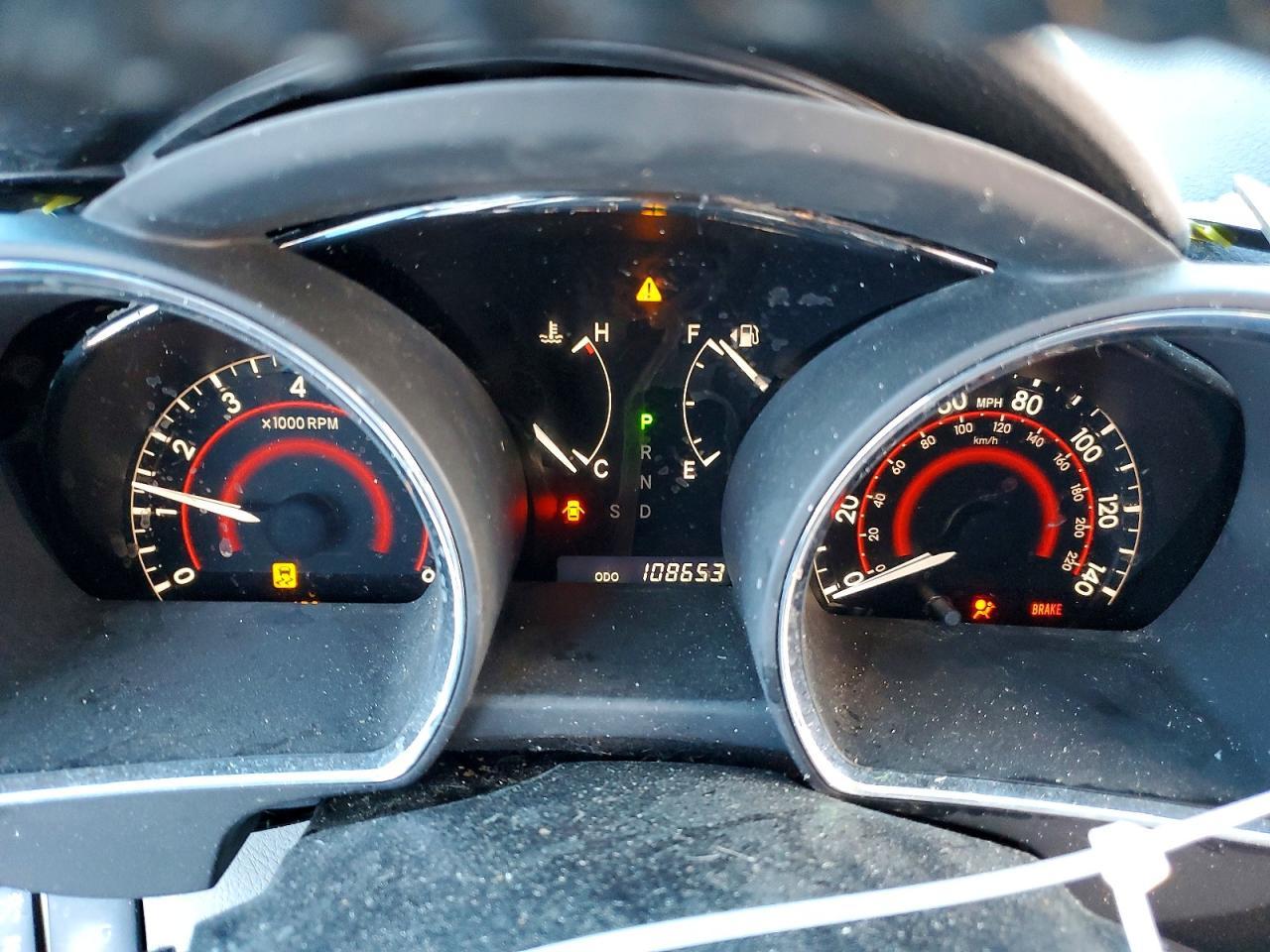 2010 TOYOTA HIGHLANDER