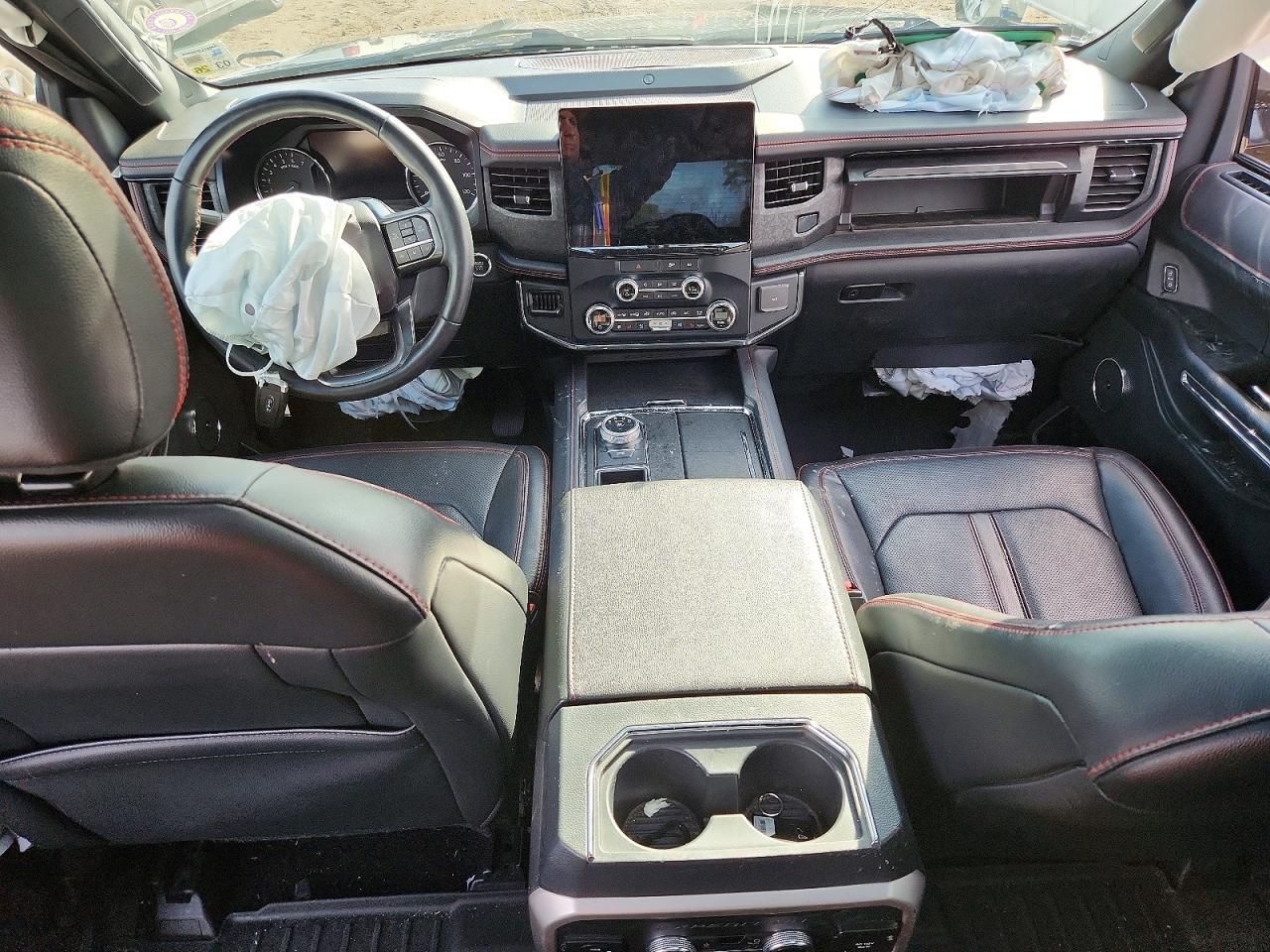 2022 FORD Expedition