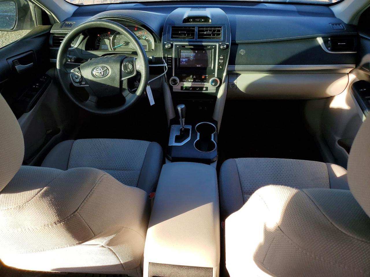 2014 TOYOTA CAMRY