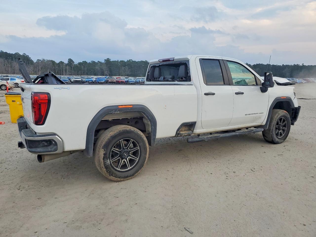 2024 GMC Sierra