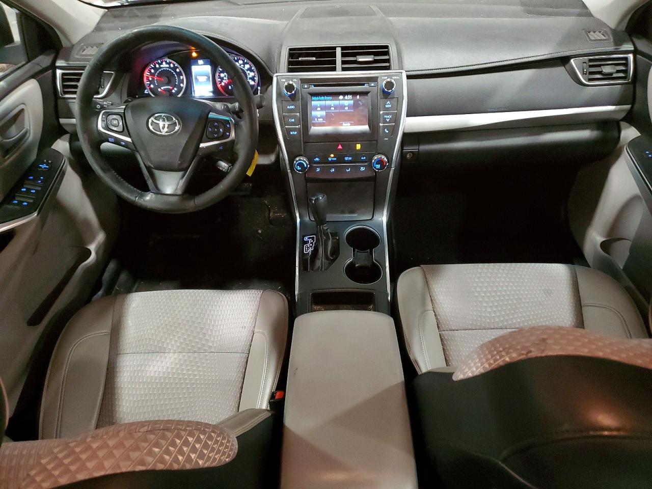 2015 TOYOTA CAMRY