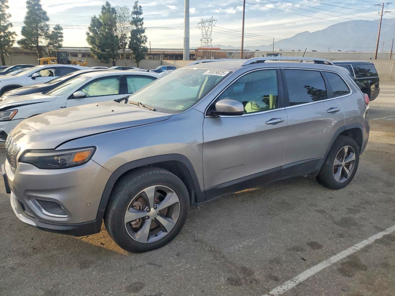 2019 JEEP CHEROKEE