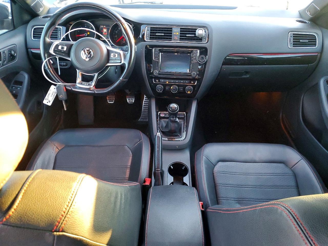 2017 VOLKSWAGEN JETTA