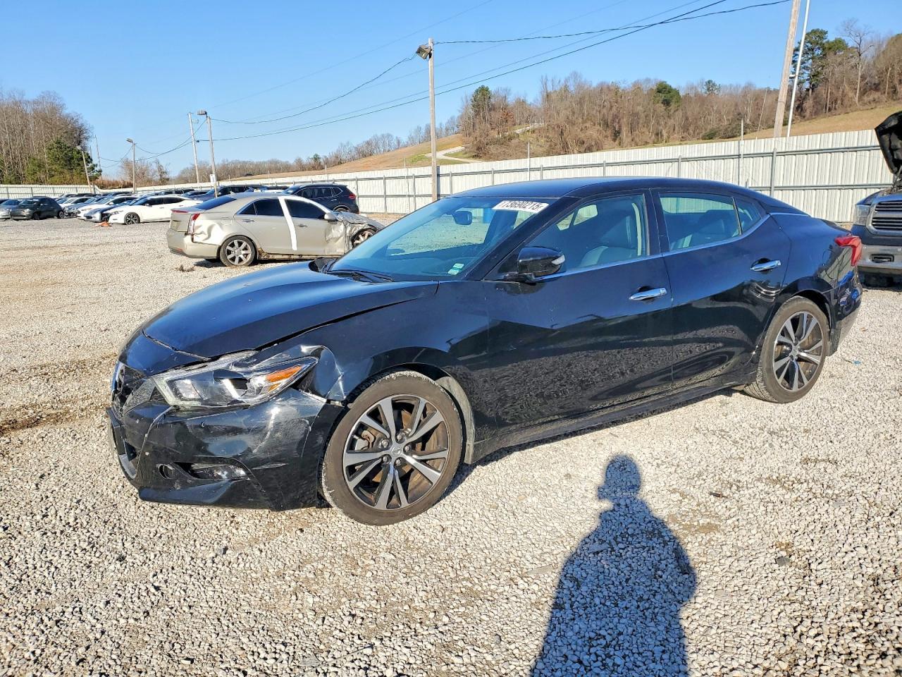 2017 NISSAN Maxima