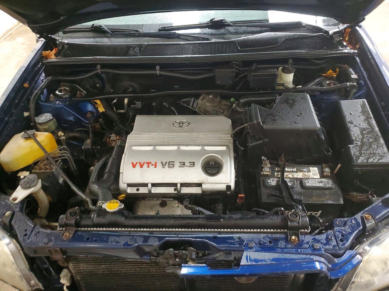 2004 TOYOTA HIGHLANDER
