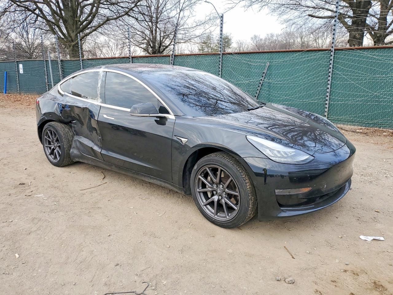 2019 TESLA MODEL 3